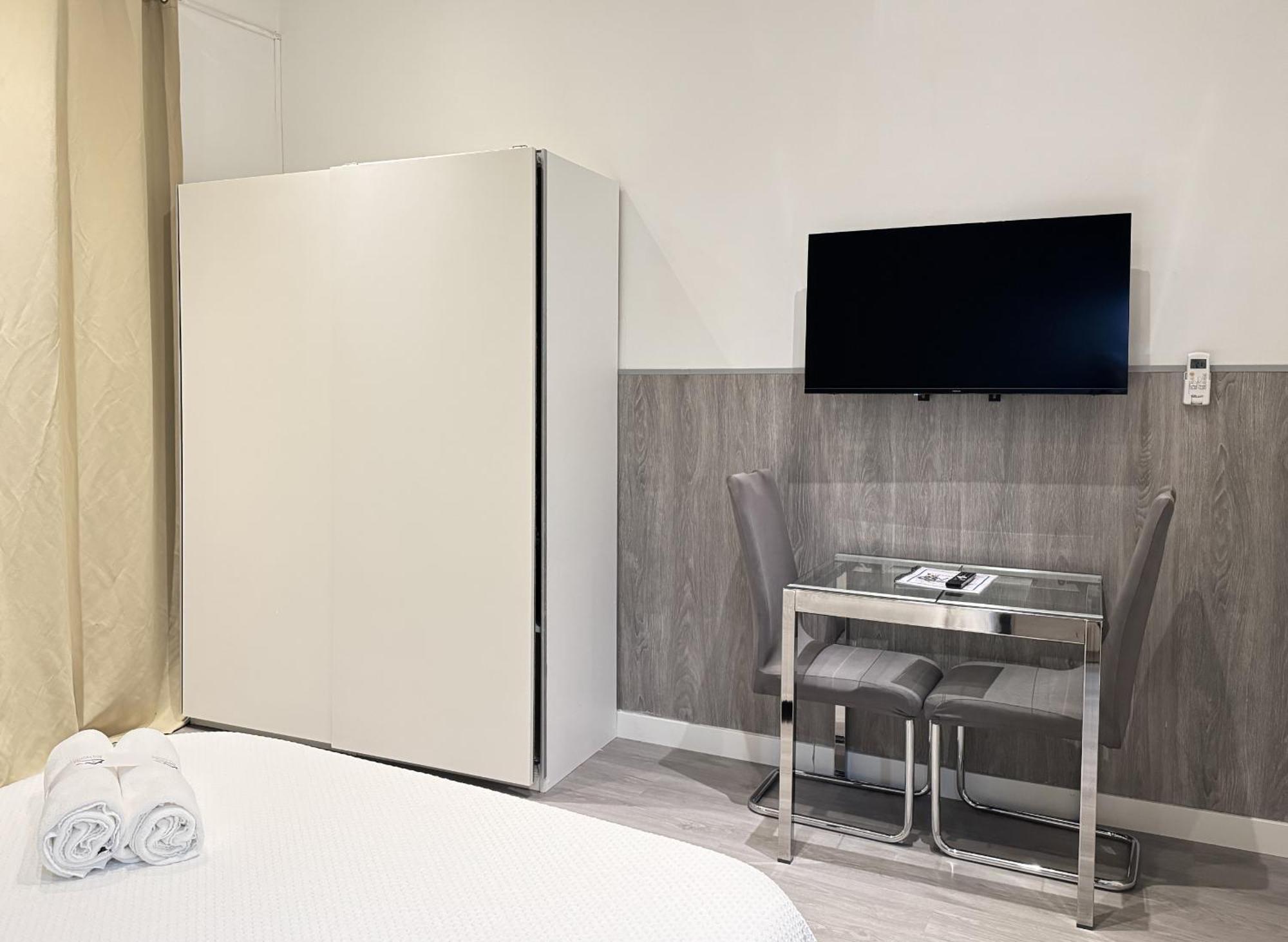 Apartamentos Day Madrid Tribunal Centro Gran Via Sol Екстер'єр фото